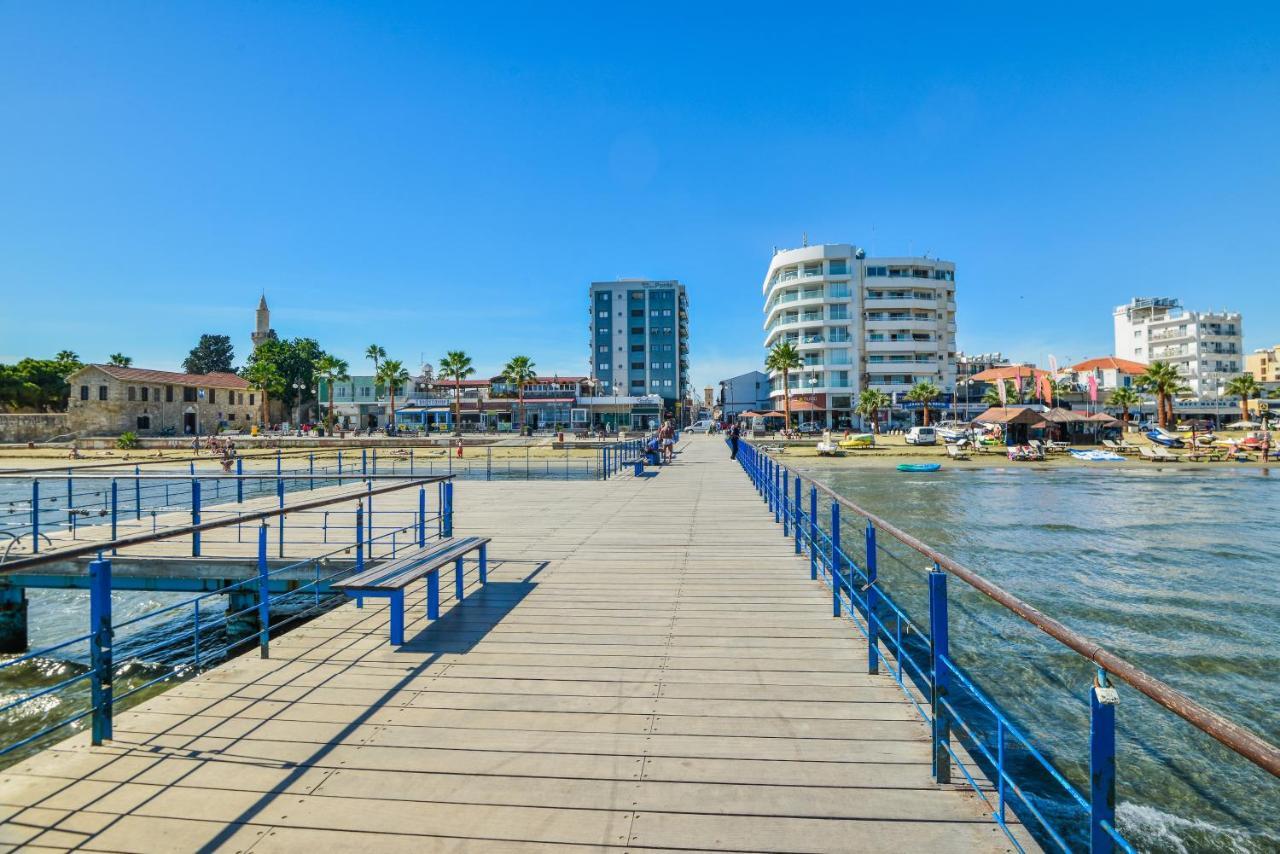 لارنكا Six Apartments المظهر الخارجي الصورة
